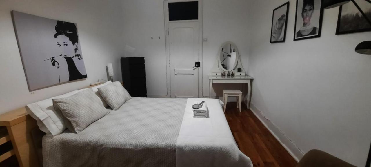 Sunny Terrace Apt, Close To Downtown! 2 Bedroom Flat Lisboa Ngoại thất bức ảnh