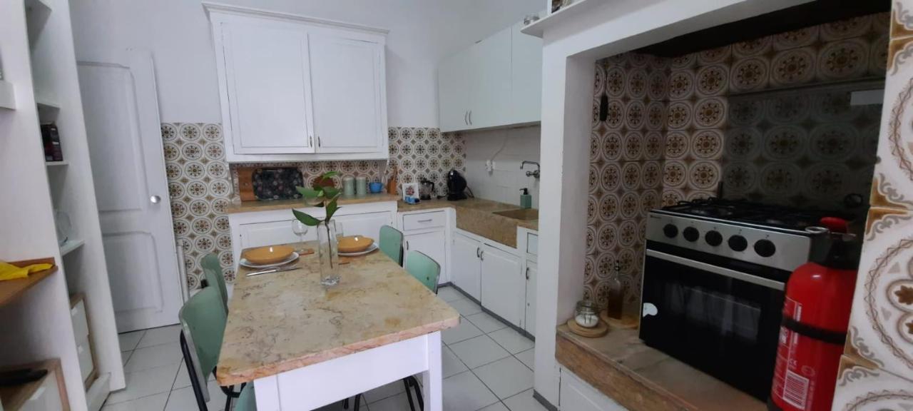 Sunny Terrace Apt, Close To Downtown! 2 Bedroom Flat Lisboa Ngoại thất bức ảnh