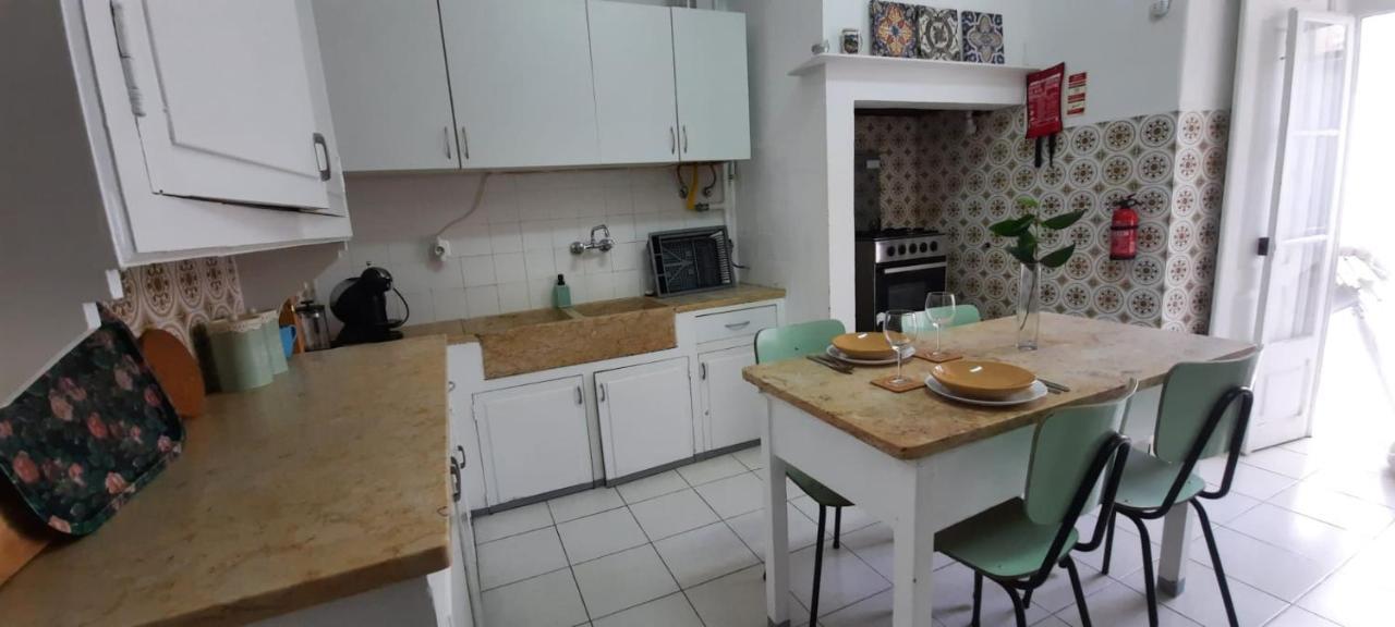 Sunny Terrace Apt, Close To Downtown! 2 Bedroom Flat Lisboa Ngoại thất bức ảnh