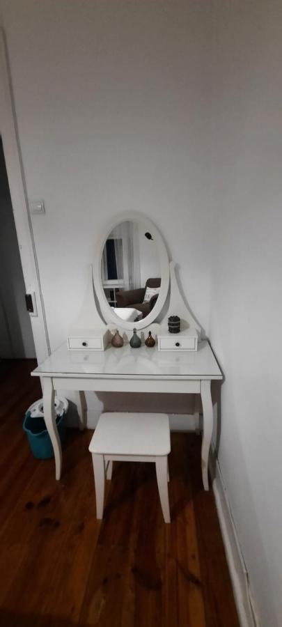 Sunny Terrace Apt, Close To Downtown! 2 Bedroom Flat Lisboa Ngoại thất bức ảnh